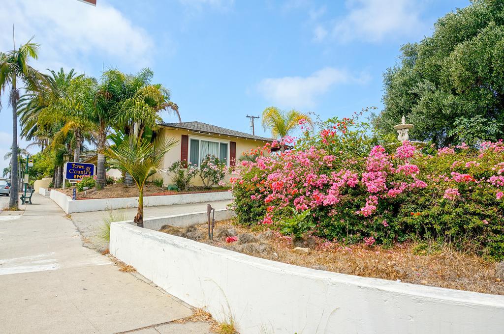 Town And Country Inn Santa Barbara Exterior foto