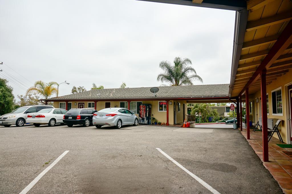 Town And Country Inn Santa Barbara Exterior foto